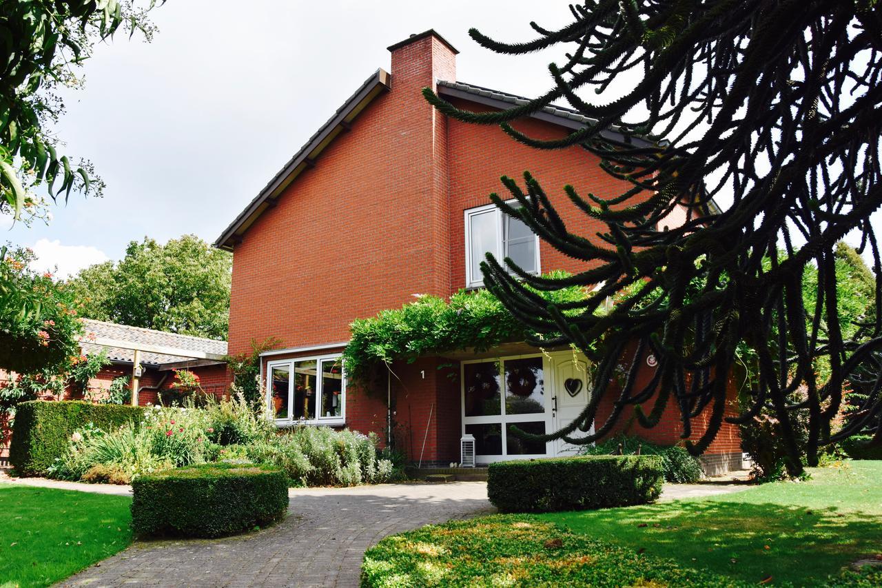De Hagendoorn Bed & Breakfast Moorveld Екстериор снимка